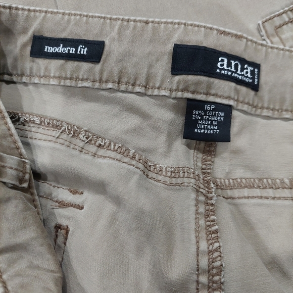 a. n. a. Cargo Boyfriend Pant Modern Fit 16P Neutral Tan Ankle Trouser - Picture 7 of 8
